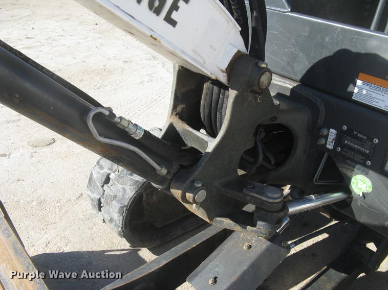 image for item DC1328 2016 Bobcat E26 mini excavator