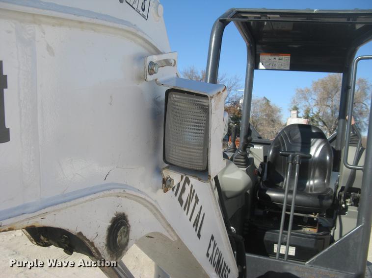 image for item DC1328 2016 Bobcat E26 mini excavator