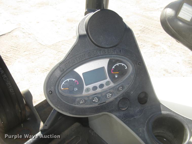 image for item DC1328 2016 Bobcat E26 mini excavator