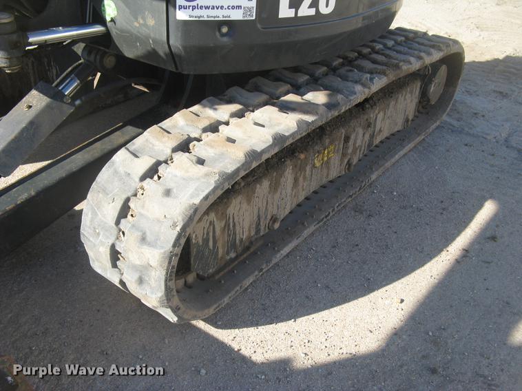 image for item DC1328 2016 Bobcat E26 mini excavator