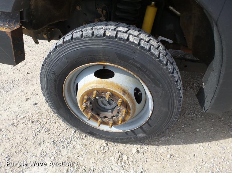 image for item DD2434 2011 Ford F550 bucket truck