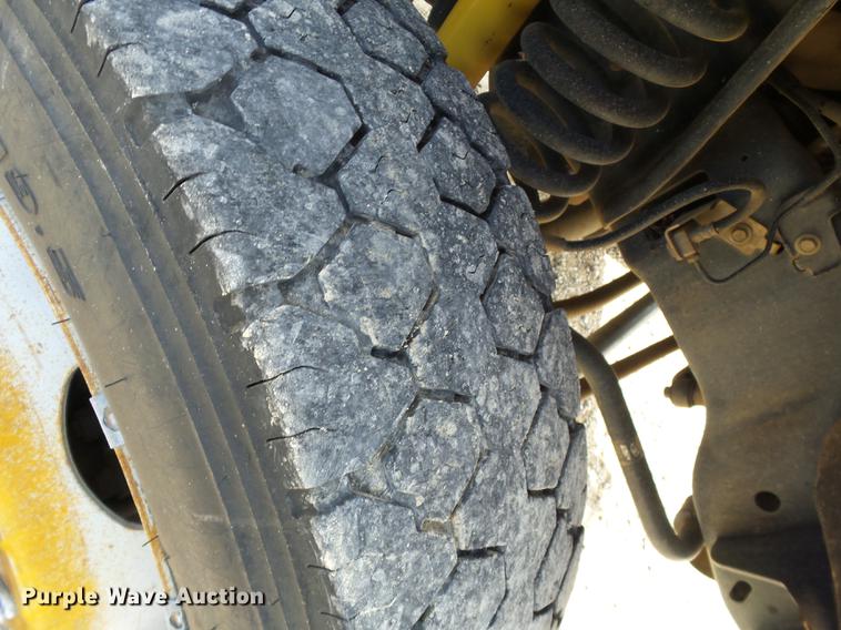 image for item DD2434 2011 Ford F550 bucket truck