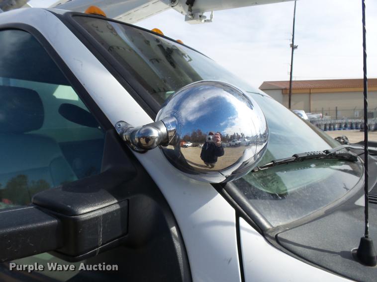 image for item DD2434 2011 Ford F550 bucket truck