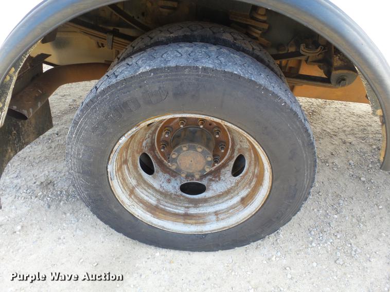 image for item DD2434 2011 Ford F550 bucket truck