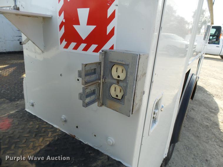 image for item DD2434 2011 Ford F550 bucket truck