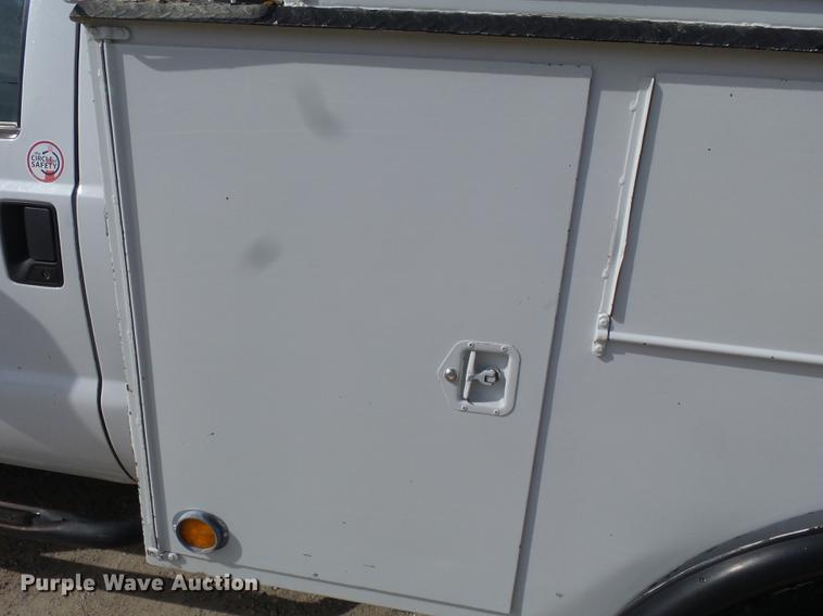 image for item DD2434 2011 Ford F550 bucket truck