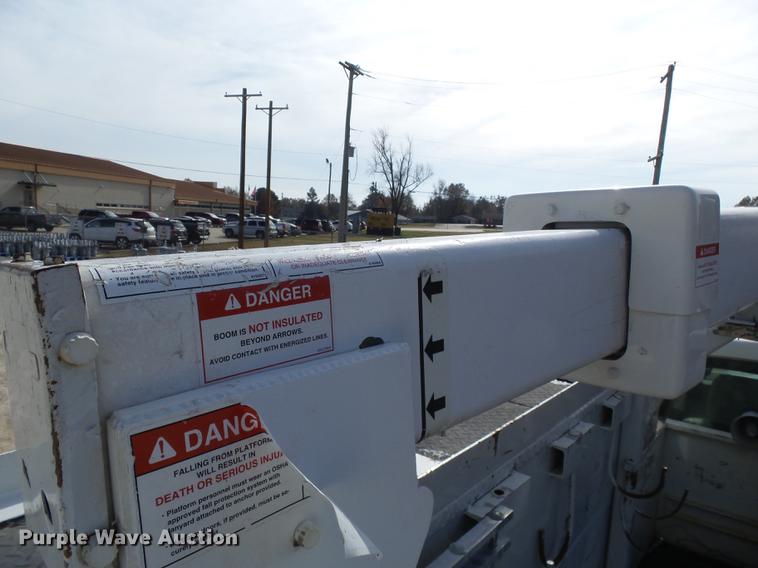 image for item DD2434 2011 Ford F550 bucket truck