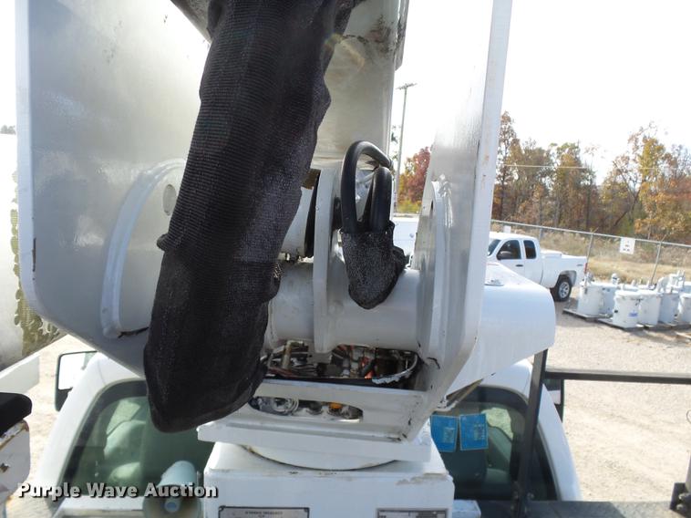 image for item DD2434 2011 Ford F550 bucket truck