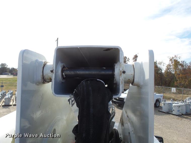 image for item DD2434 2011 Ford F550 bucket truck