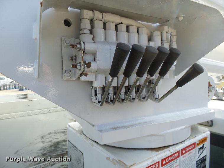 image for item DD2434 2011 Ford F550 bucket truck