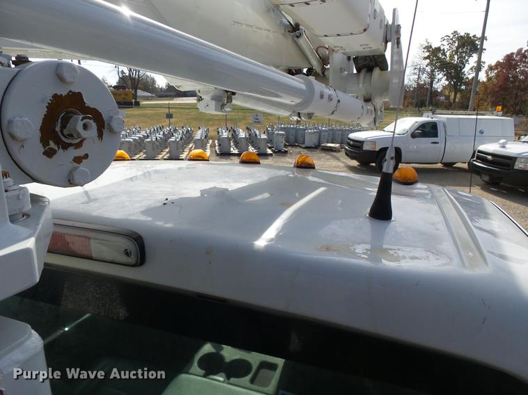 image for item DD2434 2011 Ford F550 bucket truck