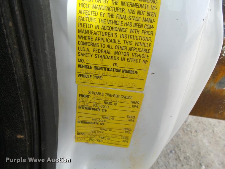 image for item DD2434 2011 Ford F550 bucket truck