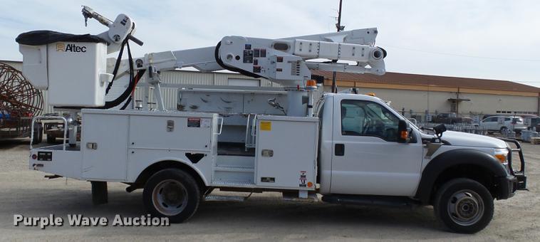 image for item DD2435 2012 Ford F550 bucket truck