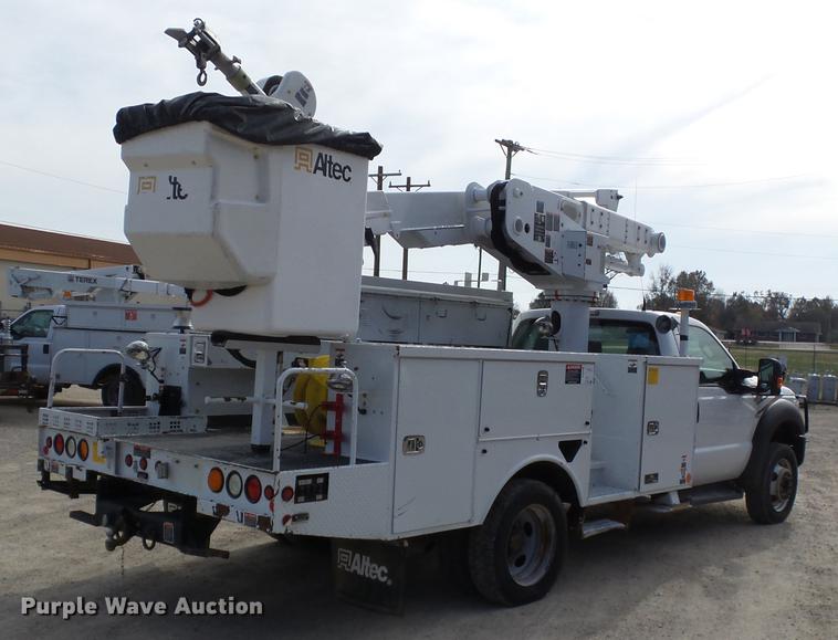 image for item DD2435 2012 Ford F550 bucket truck