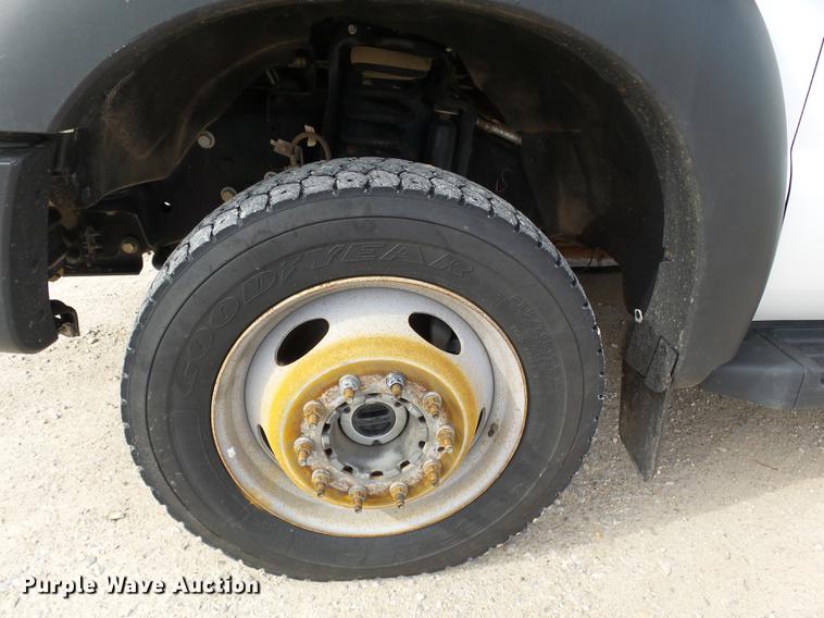 image for item DD2435 2012 Ford F550 bucket truck