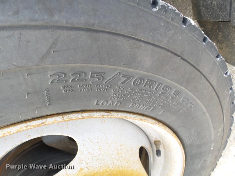 image for item DD2435 2012 Ford F550 bucket truck