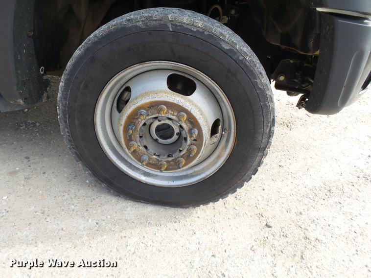 image for item DD2435 2012 Ford F550 bucket truck