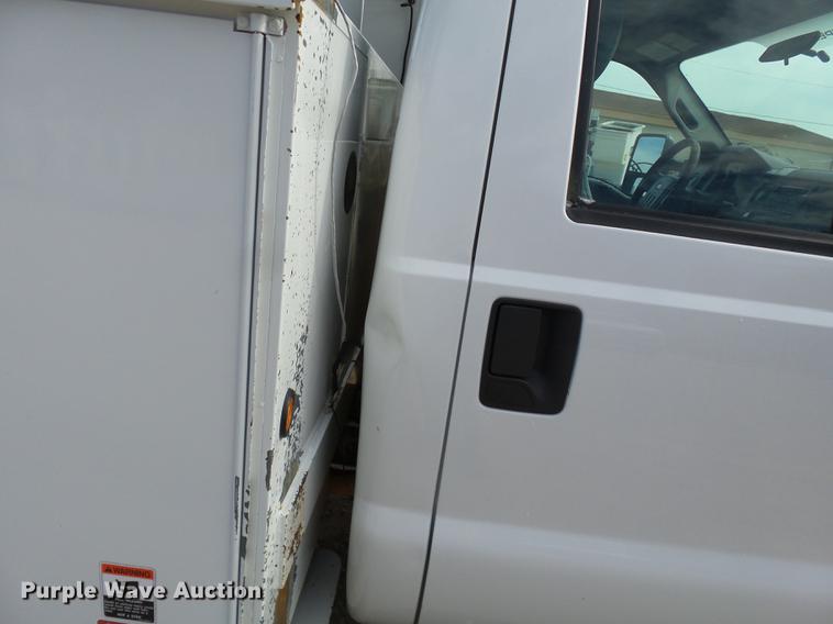image for item DD2435 2012 Ford F550 bucket truck