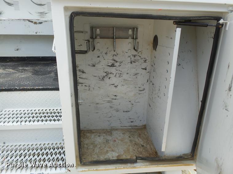 image for item DD2435 2012 Ford F550 bucket truck