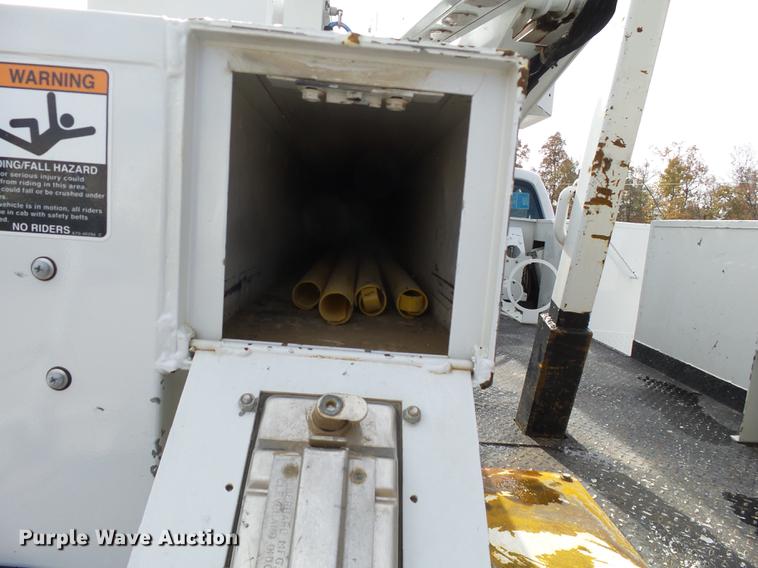 image for item DD2435 2012 Ford F550 bucket truck