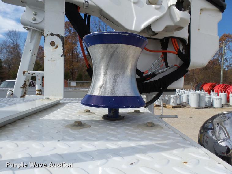 image for item DD2435 2012 Ford F550 bucket truck