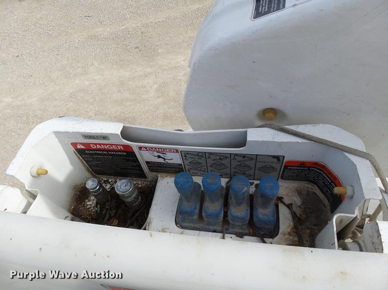 image for item DD2435 2012 Ford F550 bucket truck