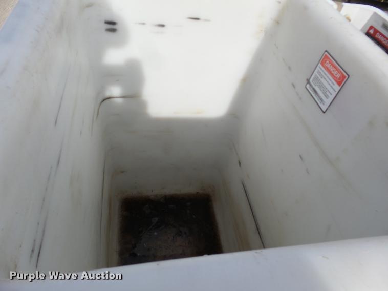 image for item DD2435 2012 Ford F550 bucket truck