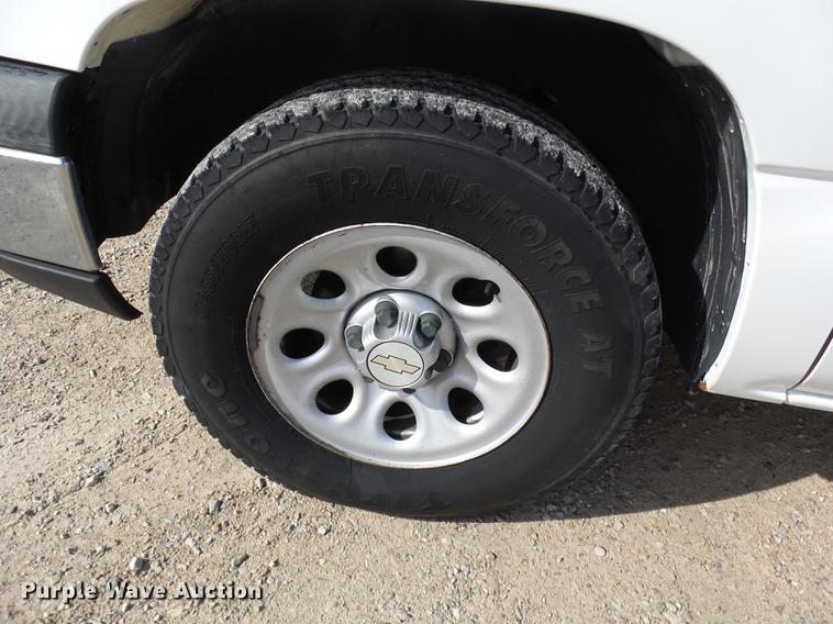 image for item DD2436 2006 Chevrolet Silverado 1500 Ext. Cab pickup truck