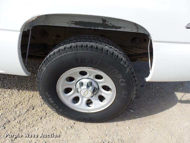image for item DD2436 2006 Chevrolet Silverado 1500 Ext. Cab pickup truck