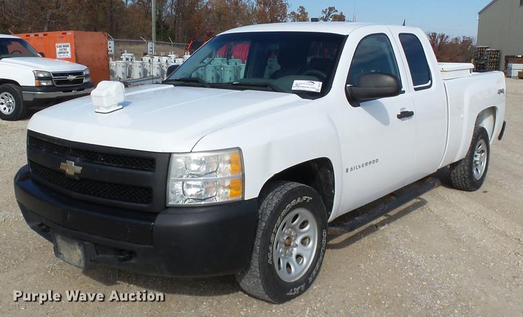 image for item DD2437 2008 Chevrolet Silverado 1500 Ext. Cab pickup truck