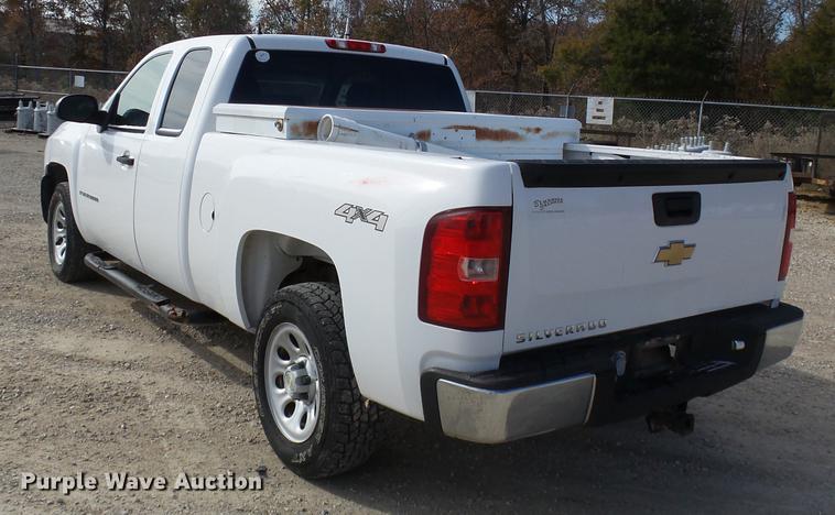 image for item DD2437 2008 Chevrolet Silverado 1500 Ext. Cab pickup truck