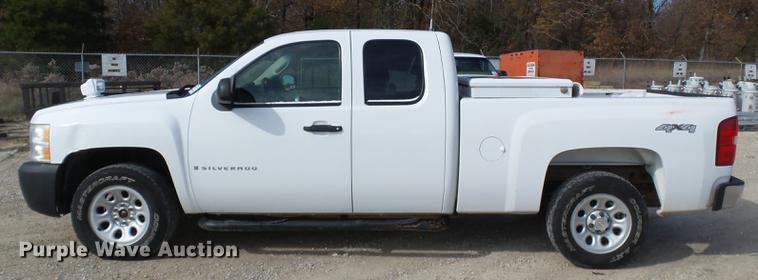 image for item DD2437 2008 Chevrolet Silverado 1500 Ext. Cab pickup truck