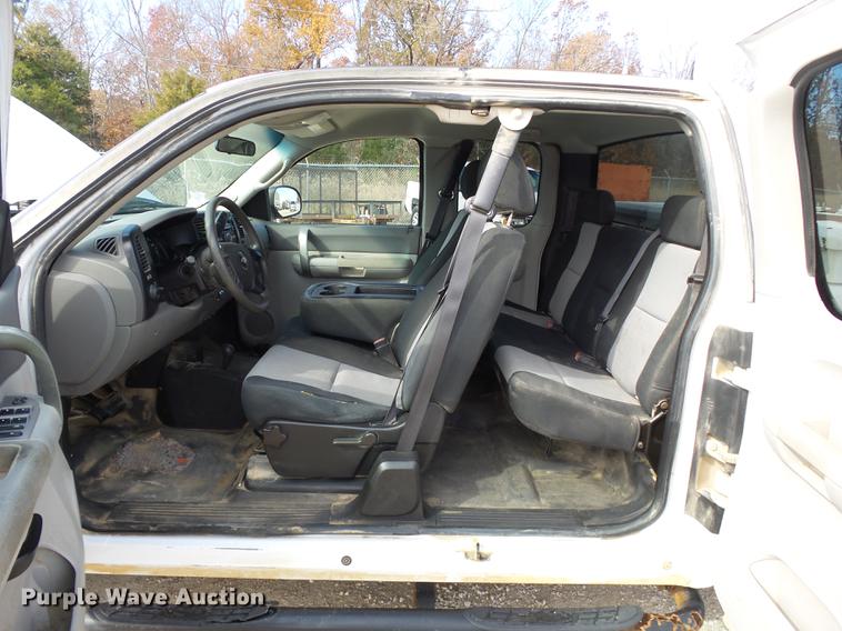 image for item DD2437 2008 Chevrolet Silverado 1500 Ext. Cab pickup truck