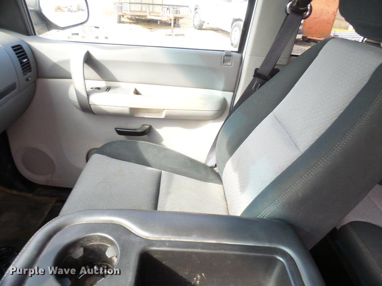 image for item DD2437 2008 Chevrolet Silverado 1500 Ext. Cab pickup truck