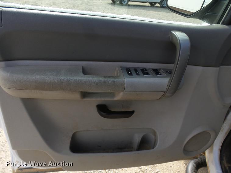 image for item DD2437 2008 Chevrolet Silverado 1500 Ext. Cab pickup truck