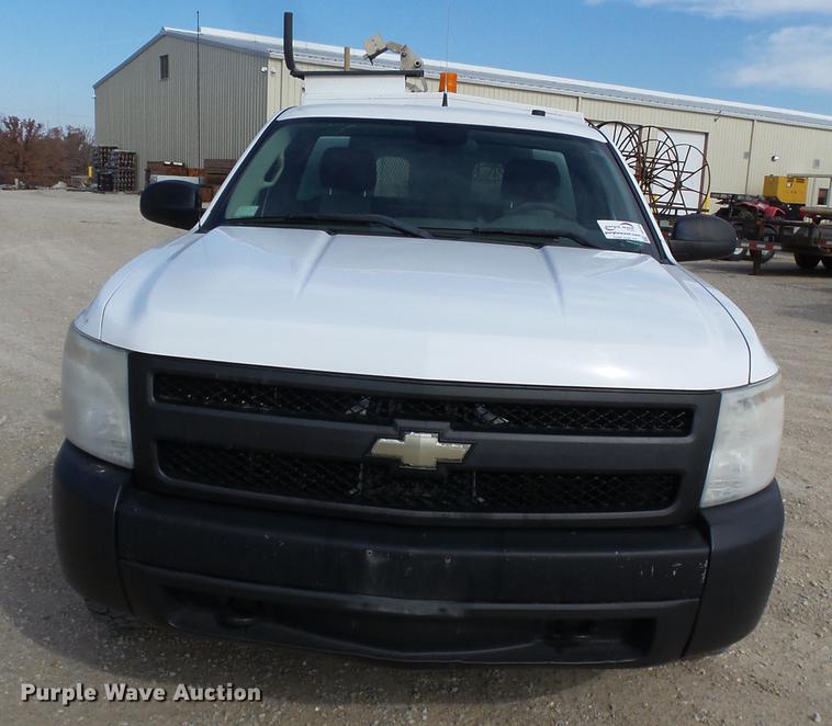 image for item DD2438 2008 Chevrolet Silverado 1500 pickup truck