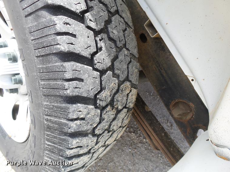 image for item DD2438 2008 Chevrolet Silverado 1500 pickup truck