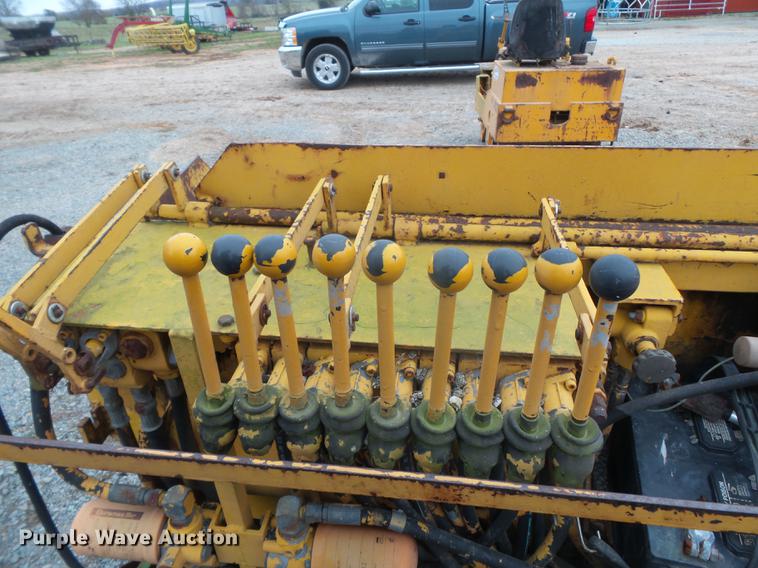 image for item DD2446 Mauldin 500 paver