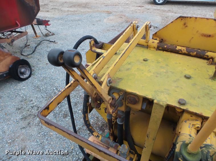 image for item DD2446 Mauldin 500 paver