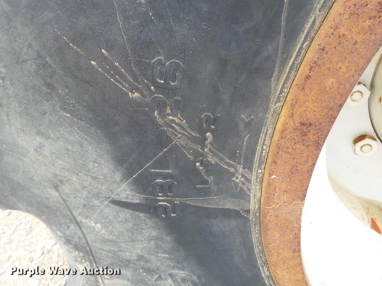 image for item DD2451 1992 Timberjack 380C skidder with digger derrick