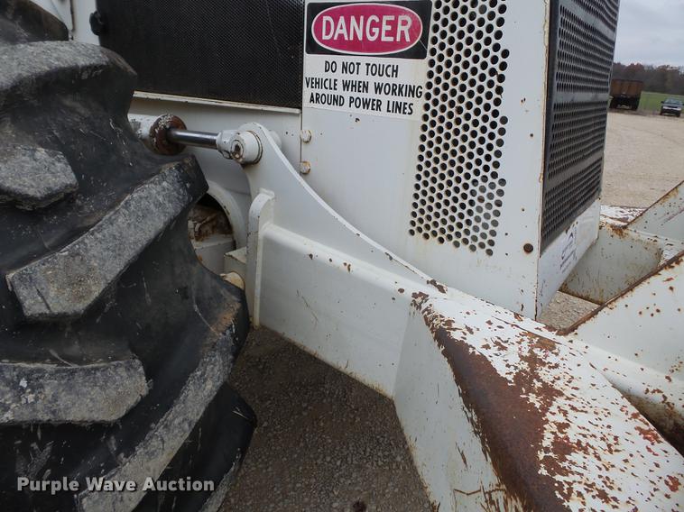 image for item DD2451 1992 Timberjack 380C skidder with digger derrick