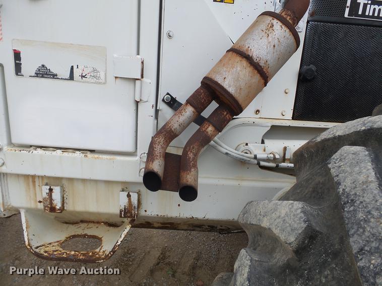 image for item DD2451 1992 Timberjack 380C skidder with digger derrick