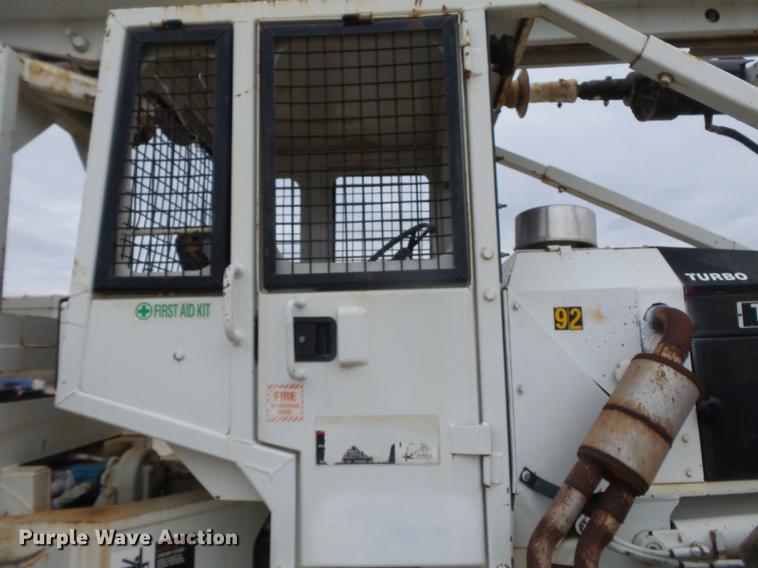 image for item DD2451 1992 Timberjack 380C skidder with digger derrick