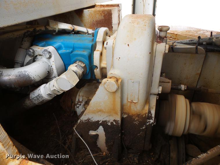 image for item DD2451 1992 Timberjack 380C skidder with digger derrick