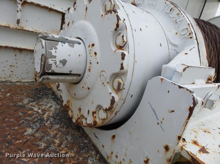 image for item DD2451 1992 Timberjack 380C skidder with digger derrick