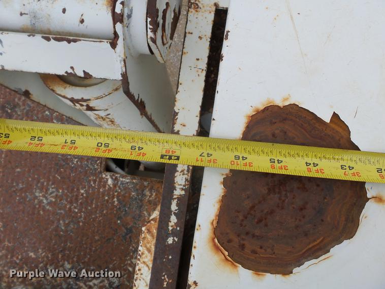 image for item DD2451 1992 Timberjack 380C skidder with digger derrick