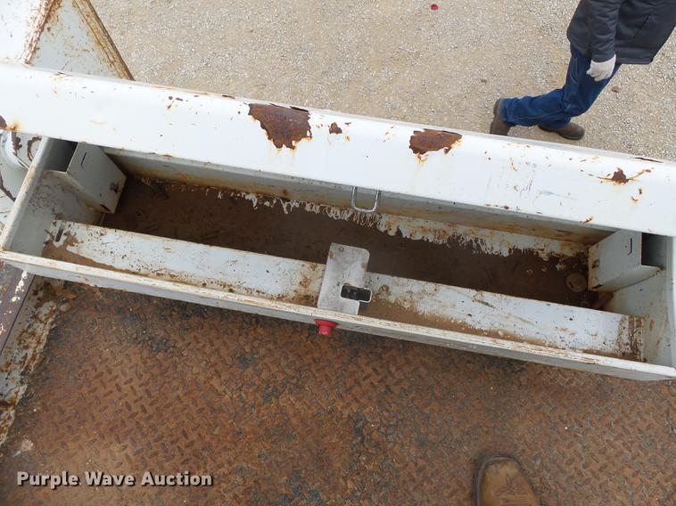 image for item DD2451 1992 Timberjack 380C skidder with digger derrick