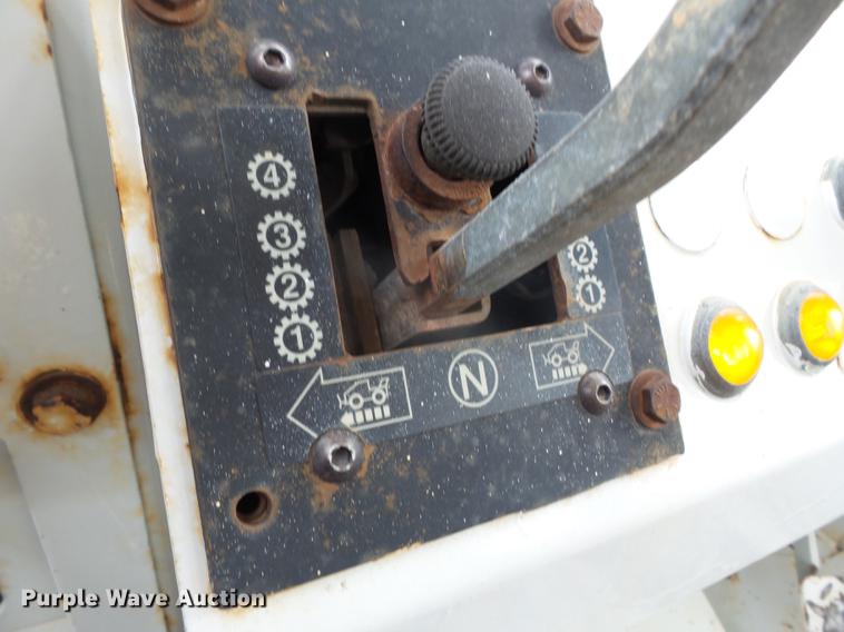 image for item DD2451 1992 Timberjack 380C skidder with digger derrick