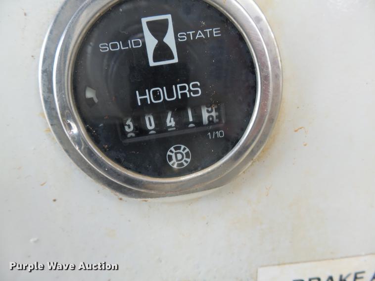 image for item DD2451 1992 Timberjack 380C skidder with digger derrick