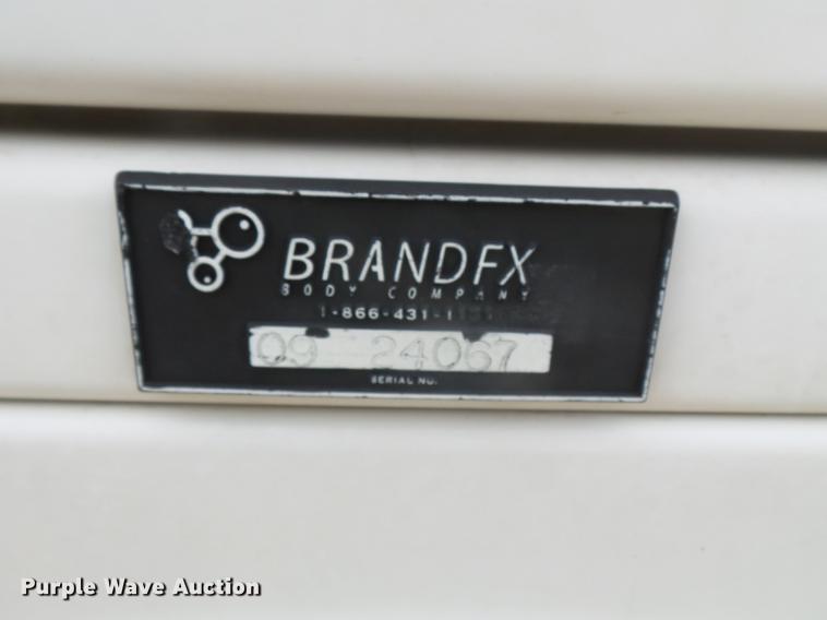 image for item DD2452 2009 Dodge Ram 5500 bucket truck